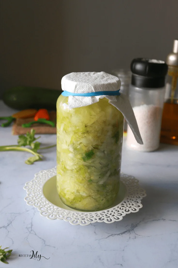 Cómo hacer Chuckrut o Sauerkraut