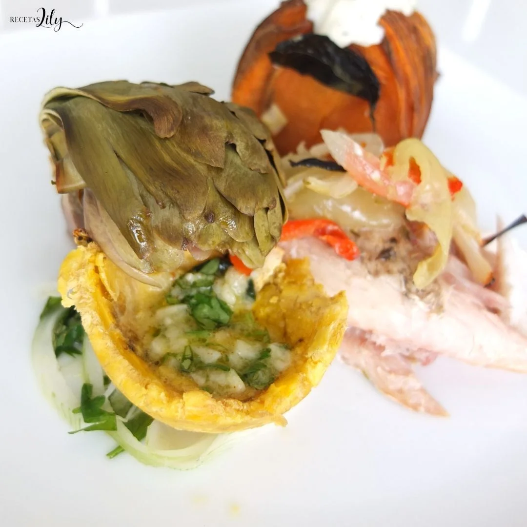 Cesta de tostón de plátano al ajillo